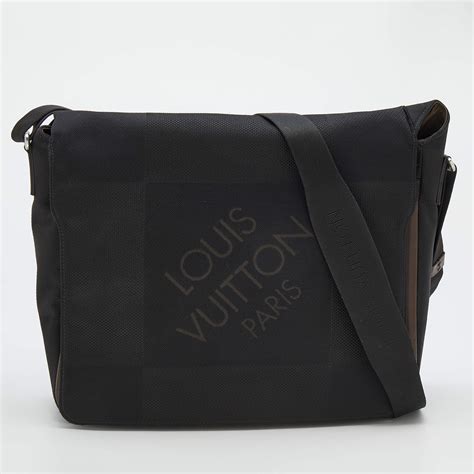 louis vuitton damier geant canvas messenger bag|Louis Vuitton damier backpack.